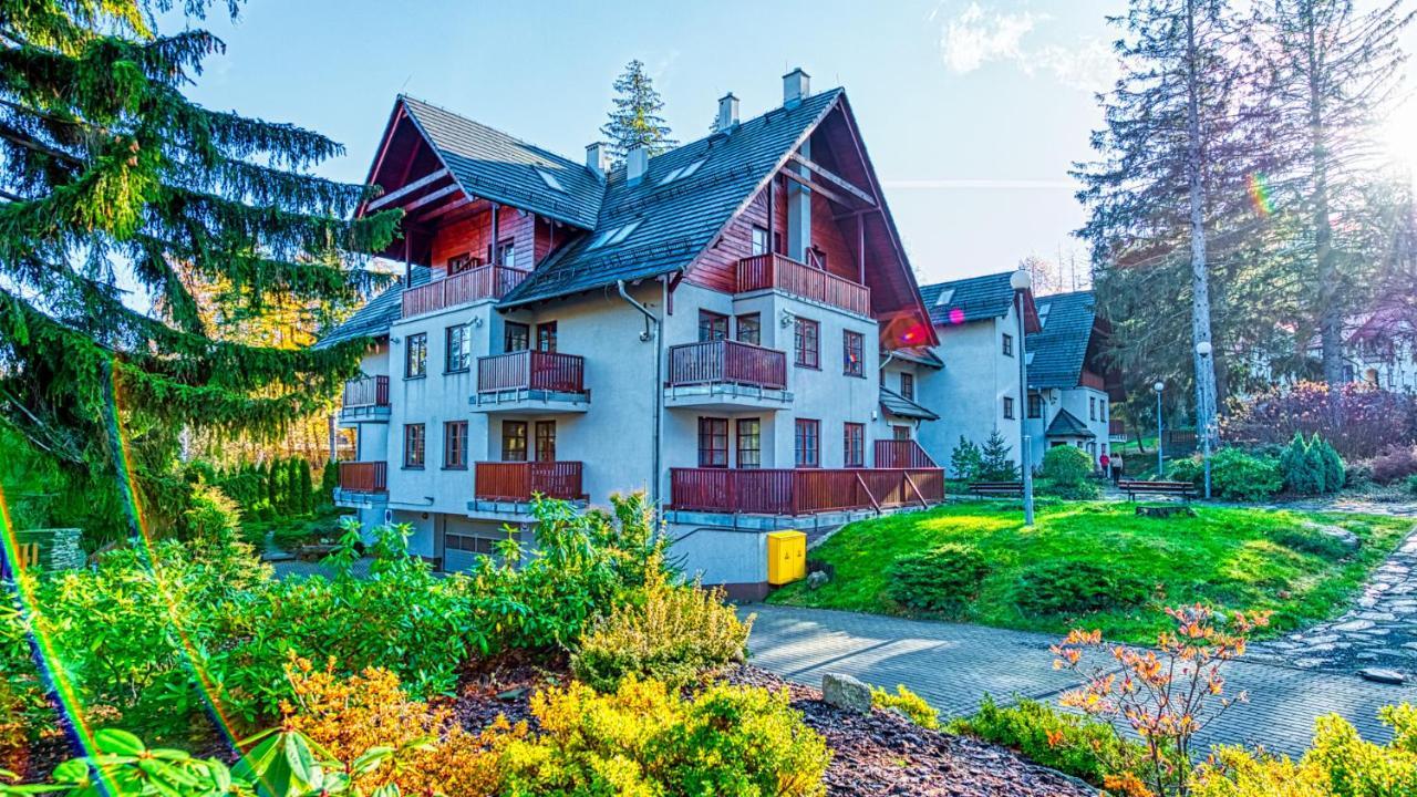 Apartament Pod Swierkami Z Prywatna Sauna - 5D Apartments Karpacz Kültér fotó